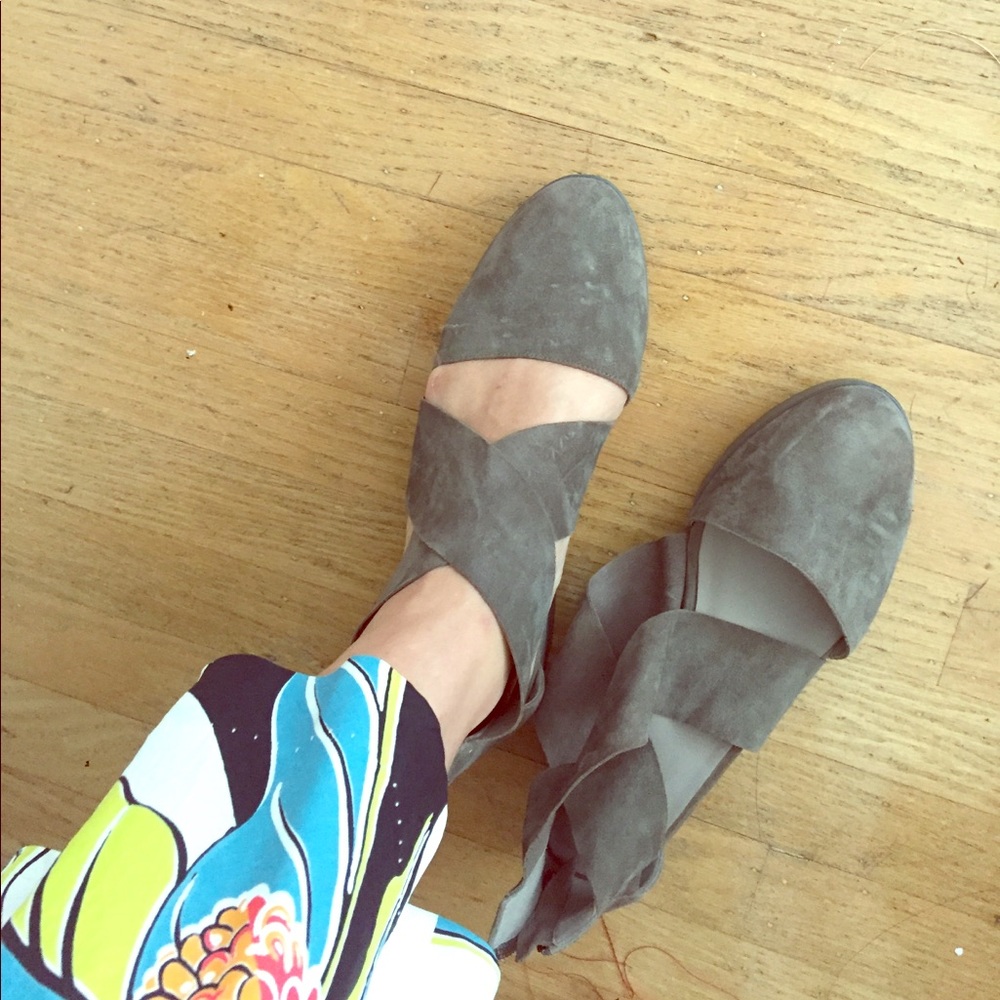 New pair Eileen Fischer grey suede wedges